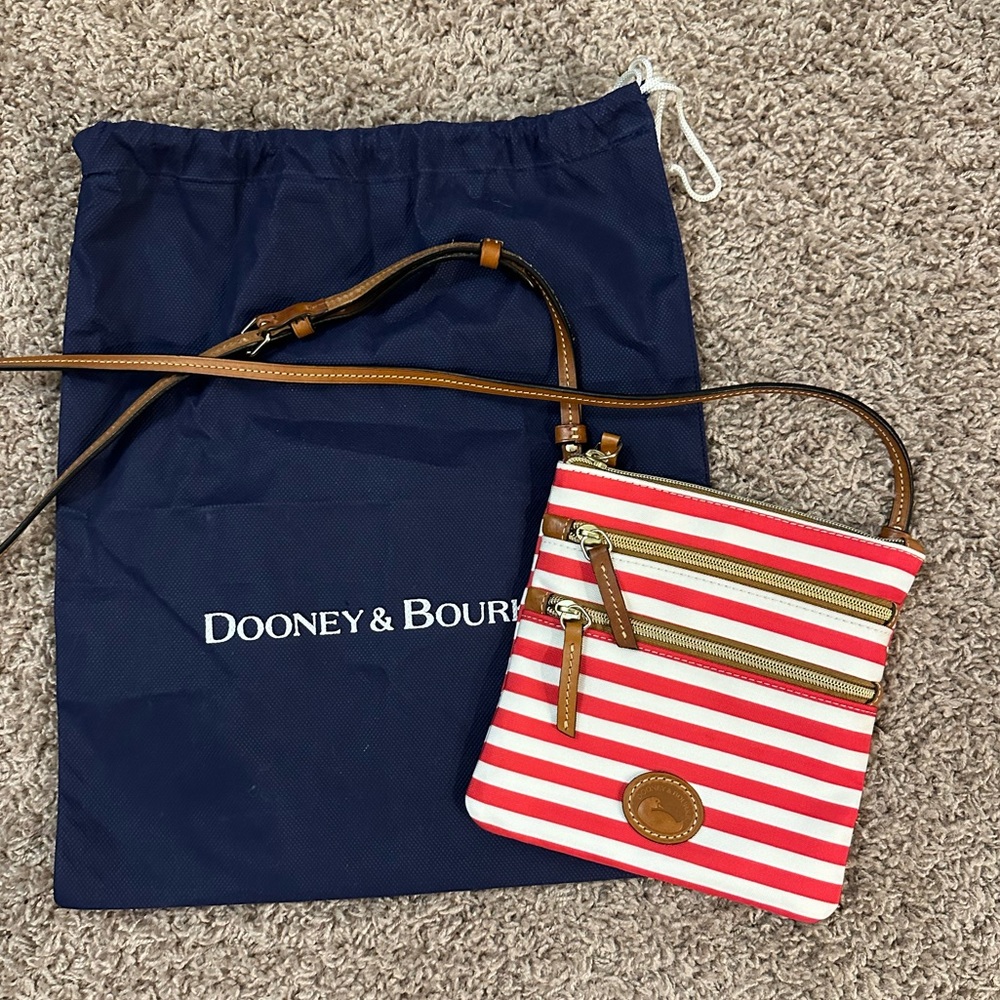 Dooney and Bourke Triple zip crossbody - Picture 2 of 8
